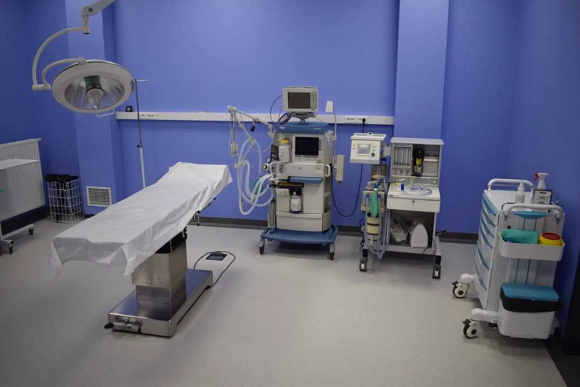 SKsurgitech Operating Table installed in Poland hospital surgical ward